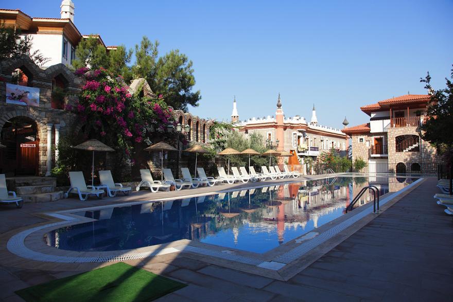 Perili Bay Resort Hotel Emecik Exteriör bild